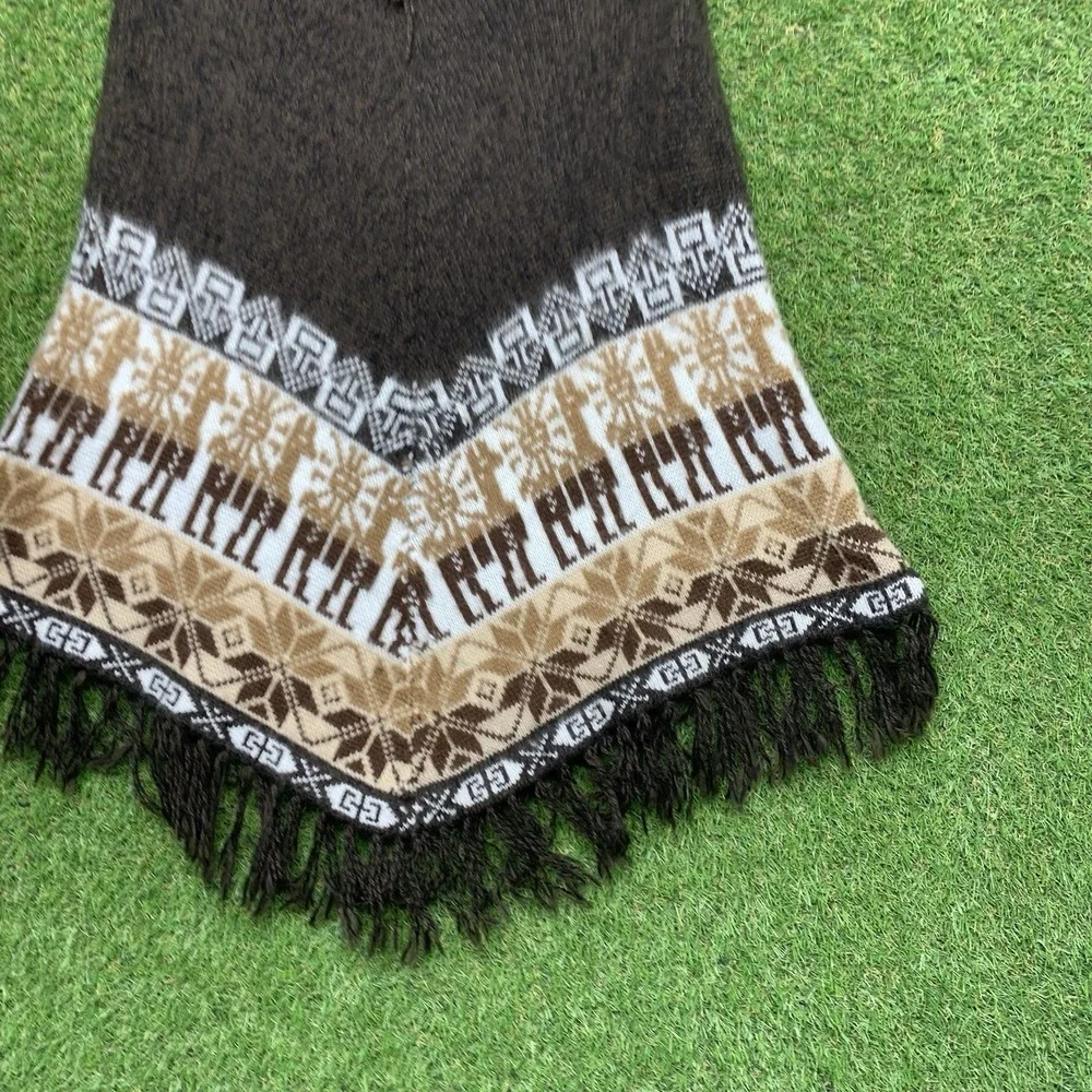 Bolivia Vintage Poncho Shawl Womens Small 100% Alpaca Wool Aztec Pullover 90s